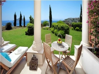KADIKALESİ DENİZE SIFIR Residence / Первая линия, 5*Residence
