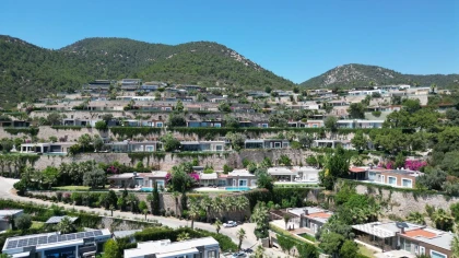 KONACIK ELİT SİTEDE DENİZ MANZARALI ÖZEL HAVUZLU MÜSTAKİL